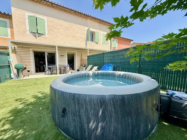 Villa 4 pièces 90 m² 