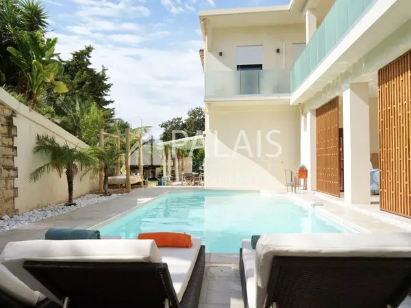 Ensemble immobilier - Villa & Appartements 