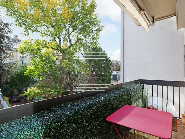 APT 2P/1CH - BOIS - ESPACE EXTERIEUR 