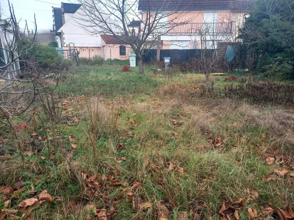 Terrain 328 m² 