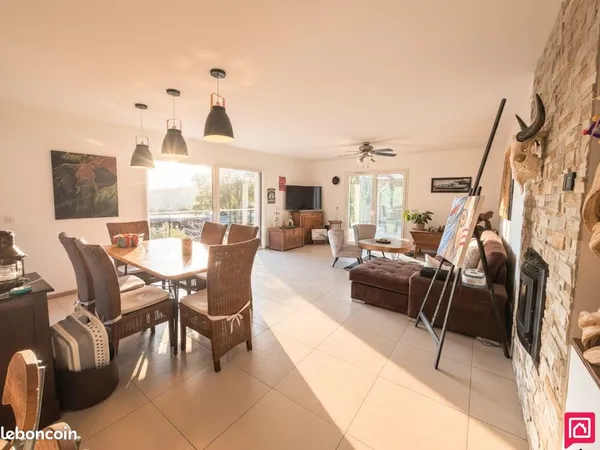 Maison 6 pièces 165 m² 