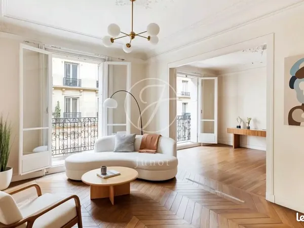 Appartement 5 pièces 101 m² 