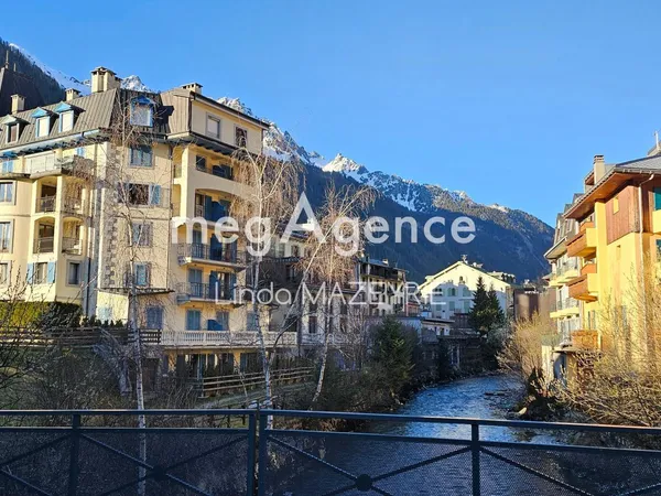 Appartement 3 pièces de 64m2 avec balcon dans résidence de standing, Chamonix-Mont-Blanc centre 