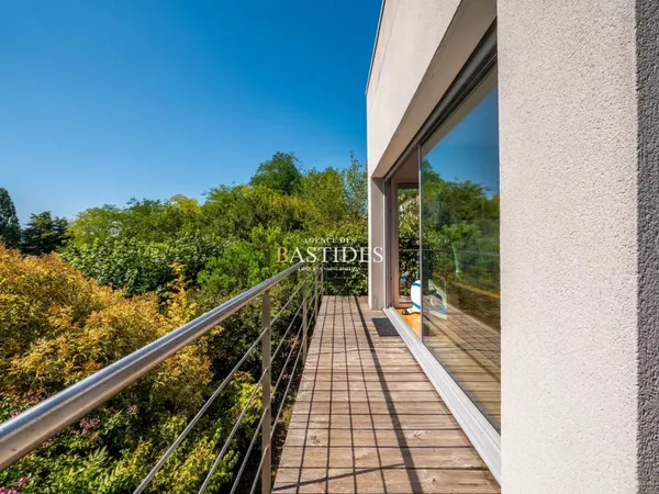 MAISON D'ARCHITECTE DE PLAIN PIED 
