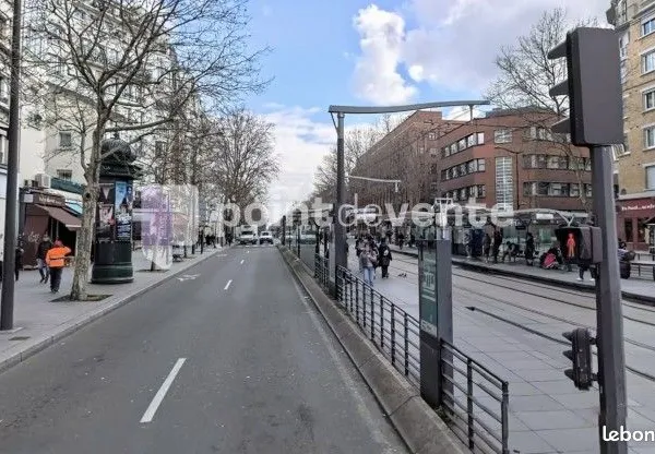 Local commercial 60 m² 