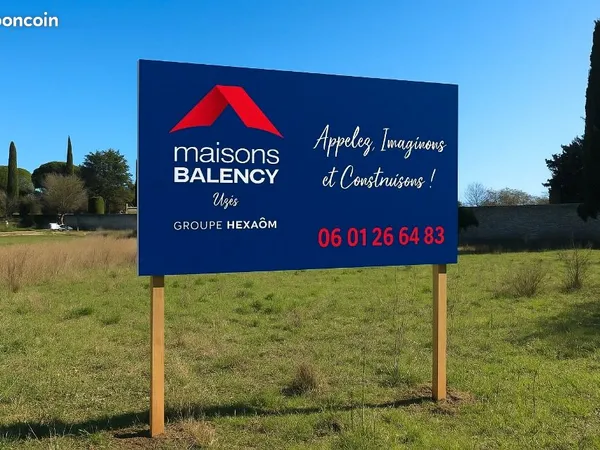 Terrain 350 m² La Calmette 