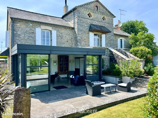 Maison 8 pièces 190 m² 