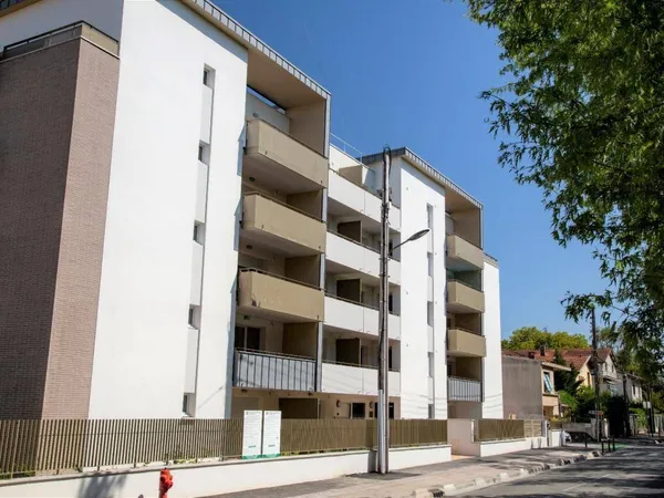 Studio 1 pièce 23 m² 