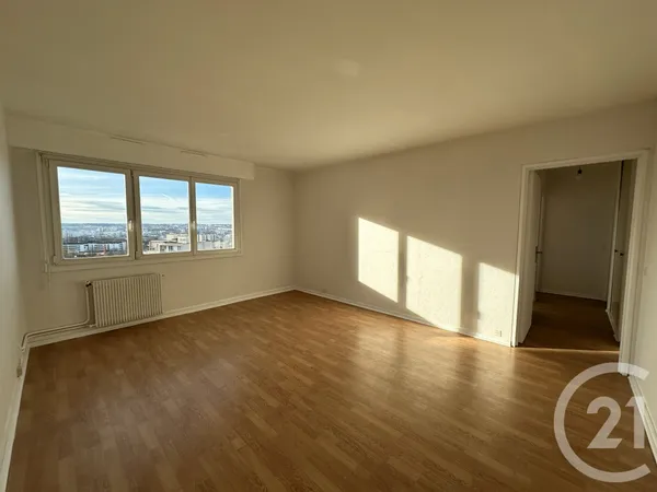 Appartement 4 pièces 77 m² 