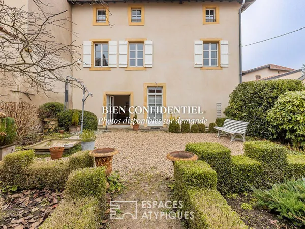 Maison 8 pièces 247 m² 