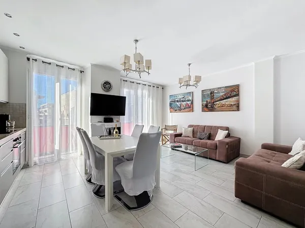 Appartement 3 pièces 65 m2 - Cannes, Arrière Croisette 