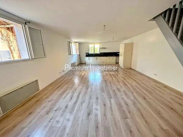 Appartement 3 pièces 77 m² 