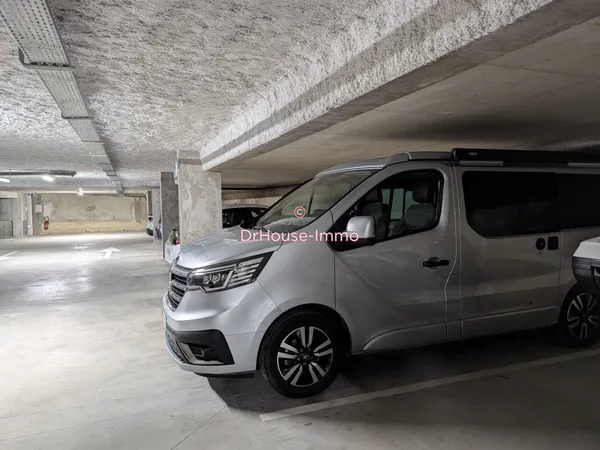 Parking en résidence sécurisée 