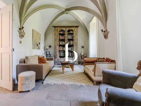 Château 24 pièces 632 m² 