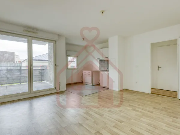 IVRY-SUR-SEINE - APPARTEMENT 2 PICES 42.49M² AVEC BALCON 