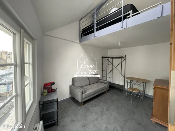 Studio 1 pièce 15 m² 