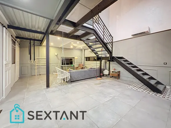 Maison 6 pièces 260 m² 