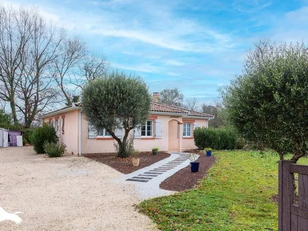 Maison de plain-pied 5 pièces 115 m² 