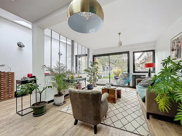 Maison spacieuse à vendre à Lamorlaye - Un cadre de vie idéal ! 215m² + 50m² 