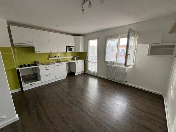 Appartement 4 pièces 81 m² 