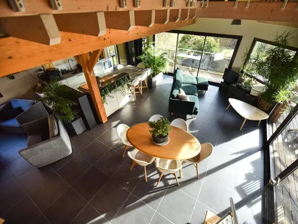 Maison 6 pièces 176 m² 