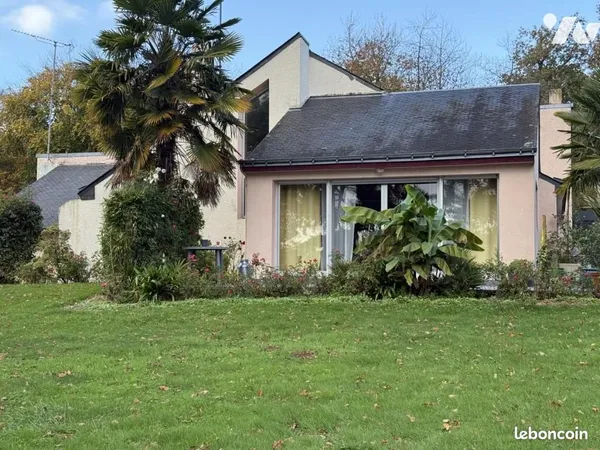 Maison 199 m² LA CHEZE 