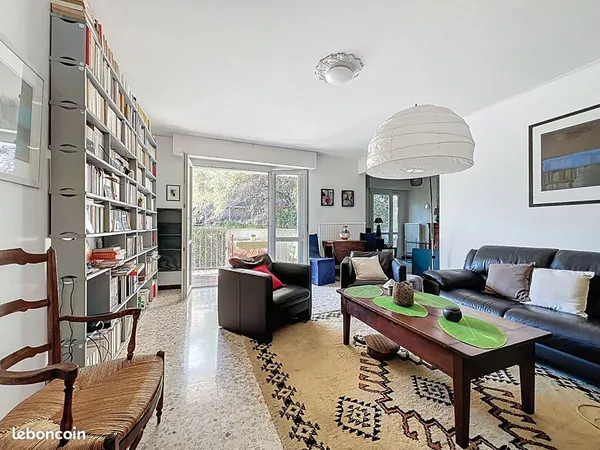 Appartement 4 pièces 79 m² 