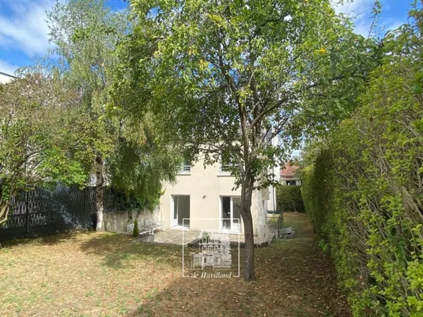 Maison Location Saint-Cloud 7p 235m² 4700€