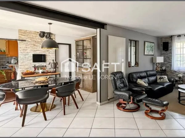 Maison 4 chambres proche commodités 
