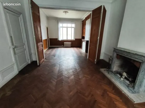 Maison 9 pièces 320 m² 