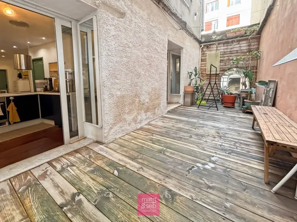 Bureaux 3 pièces 71 m² 