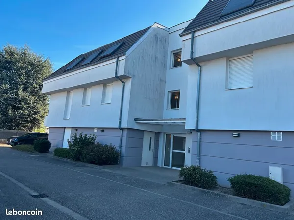 Beau 2P 47m2 hab - dernier niveau - prox Haguenau 