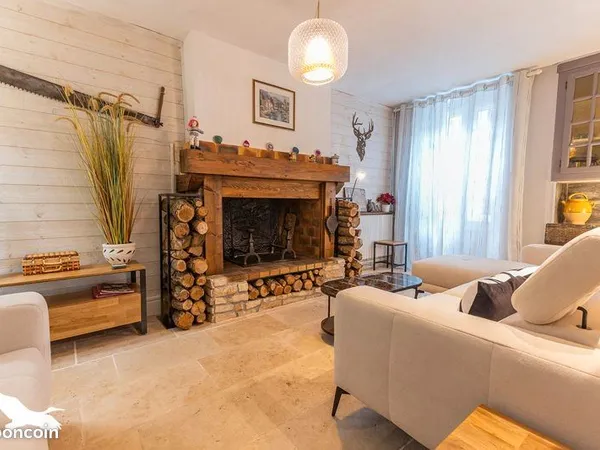Maison 5 pièces 144 m² 