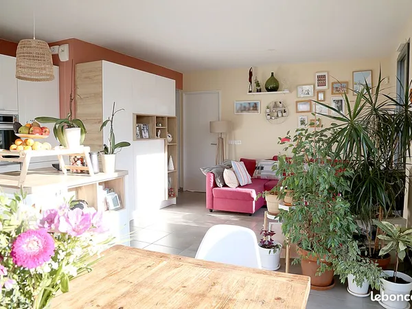 Appartement lumineux - 4 pièces - 82 m² 