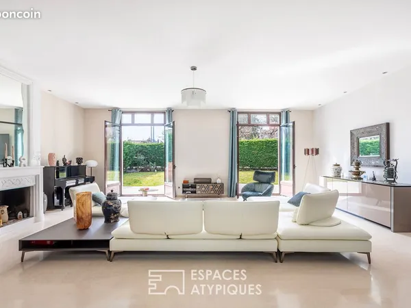Propriété 6 pièces 350 m² 