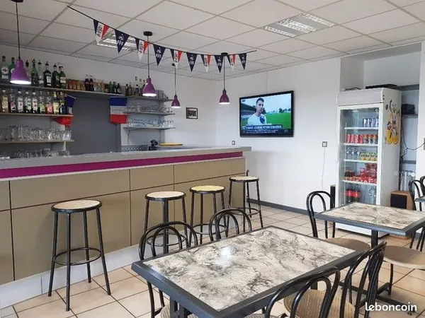 Local commercial 640 m² 