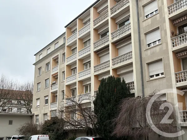 Appartement 4 pièces 73 m² 