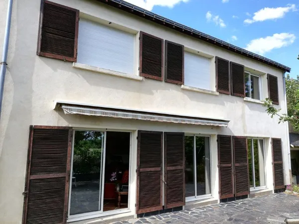 Loue chambre meublée dans maison à la campagne 120m² 