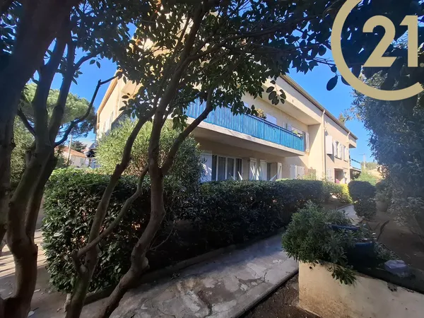 FREJUS (83600) 3 PIECES DE 80M2 AVEC PLACE DE PARKING 