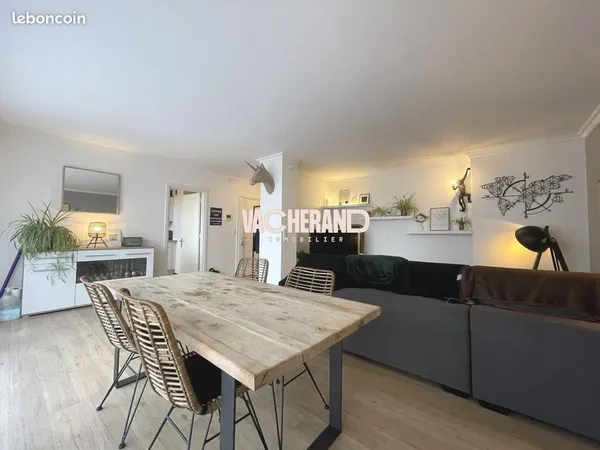 Appartement 5 pièces 94 m² 