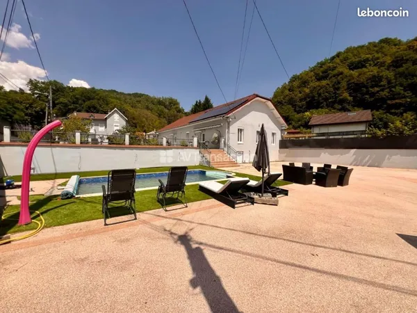 Propriété 15 pièces 490 m² 
