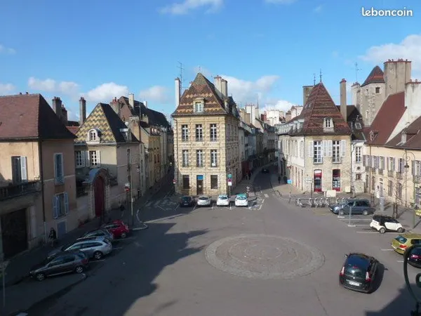 Dijon, grand T3 de 86m2 au centre ville 