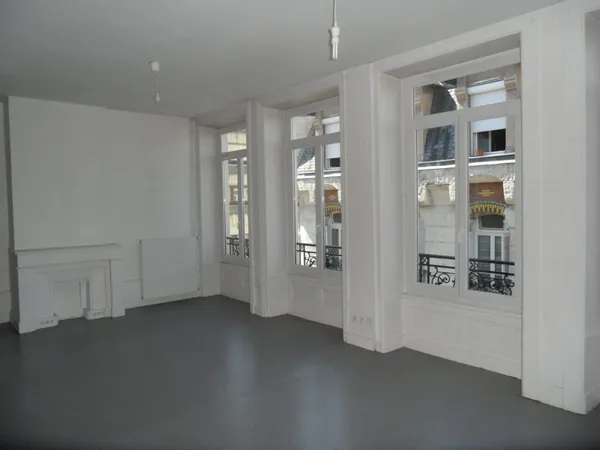 Appartement 2 pièces 56 m² 