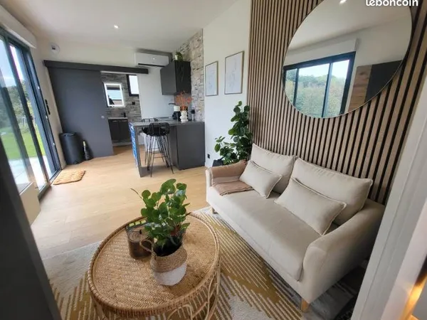 Location T2 meublé avec jardin à l'année 