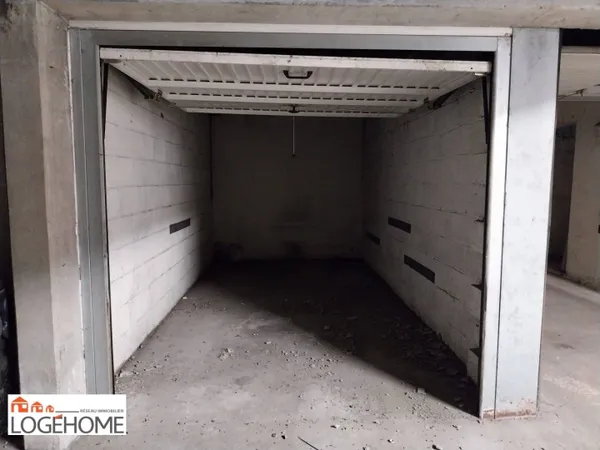 Parking 12 m² 