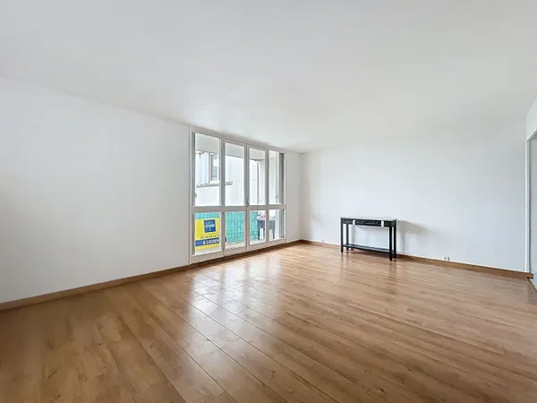 Studio 1 pièce 37 m² 
