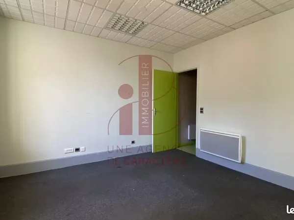 Local commercial 53 m² Fontainebleau 