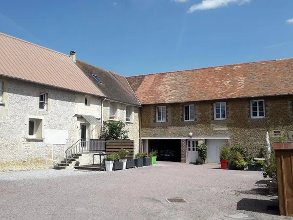 Ferme 10 pièces 272 m² 
