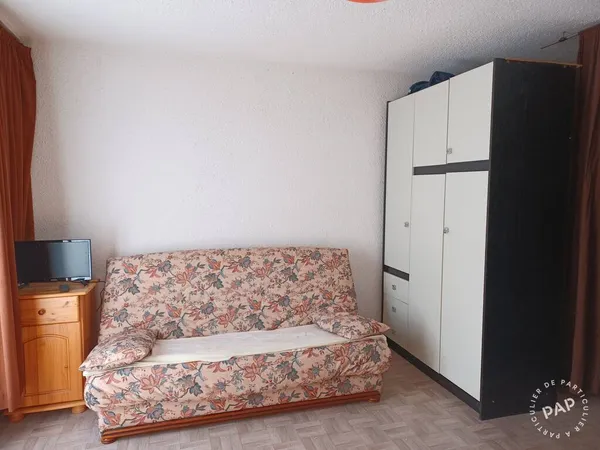 Studio 1 pièce 25 m² 