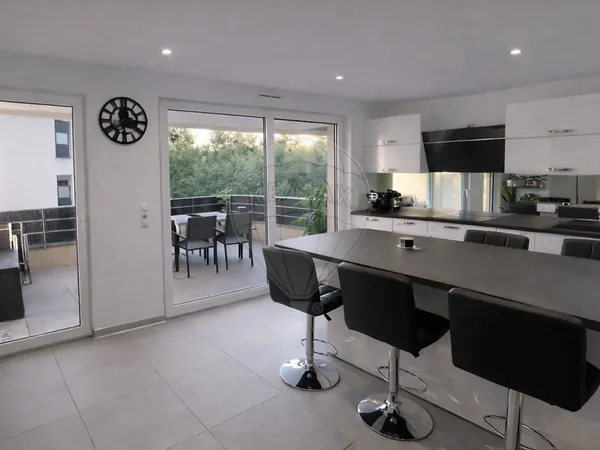 Appartement 4 pièces 80 m² 